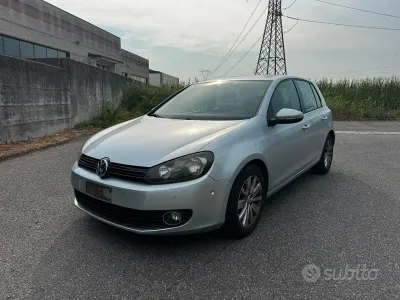 Usata VW Golf VI Highline 140 CV (102 kW) 2009 Grigio Utilitaria