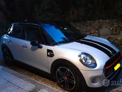 Usata Mini Cooper D 116 CV (85 kW) 2016 Bianco Utilitaria