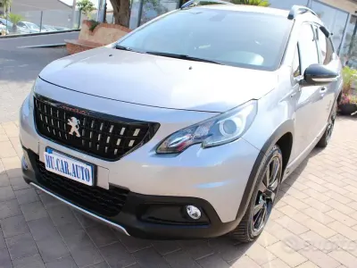 Usata Peugeot 2008 GT-line 99 CV (72 kW) 2017 Grigio SUV