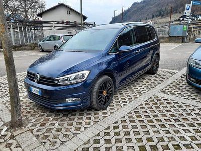 Usata VW Touran Highline 150 CV (110 kW) 2016 Blu Monovolume