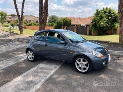 Usata Ford SportKa 95 CV (69 kW) 2004 Utilitaria