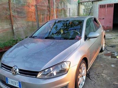 Usata VW Golf VII Highline 105 CV (77 kW) 2013 Berlina