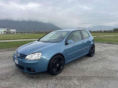 Usata VW Golf IV Sportline 105 CV (77 kW) 2006 Berlina