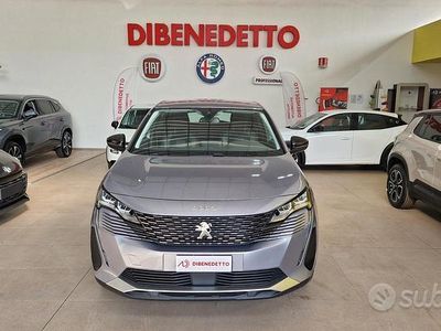 Usata Peugeot 3008 Active 131 CV (96 kW) 2022 Grigio SUV