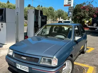Usata Opel Corsa 101 CV (74 kW) 1992 Other Utilitaria