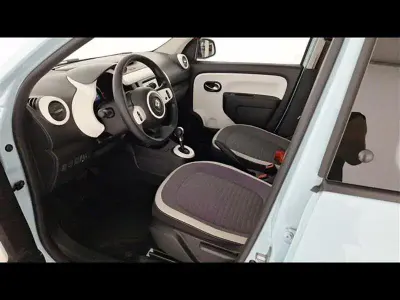 Usata Renault Twingo Equilibre 60 kW (82 CV) 2023 Azzurro Utilitaria