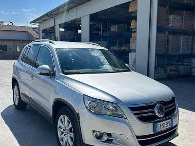 Usata VW Tiguan 140 CV (102 kW) 2010 Grigio SUV