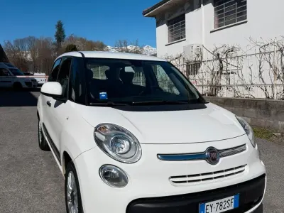 Usado Fiat 500L Lounge 85 CV (62 kW) 2015 Blanco Monovolumen