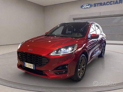 Usata Ford Kuga ST-Line X 225 CV (165 kW) 2023 Rosso metallizzato SUV