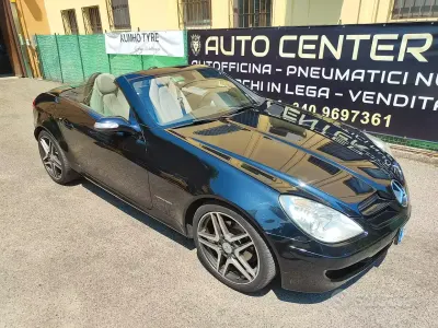 Usata Mercedes SLK200 163 CV (119 kW) 2006 Nero Cabrio