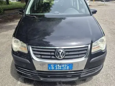 Käytetty VW Touran