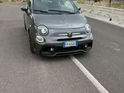 Usata Abarth 595 145 CV (106 kW) 2018 Grigio Berlina