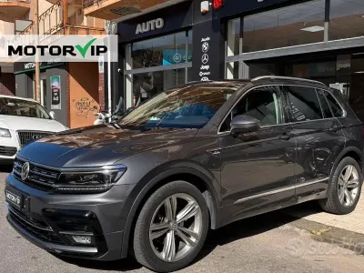 Usata VW Tiguan R-line 150 CV (110 kW) 2018 Grigio SUV