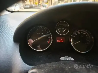 Käytetty Peugeot 206 60 HP (44 kW) 2009 Musta Sedan