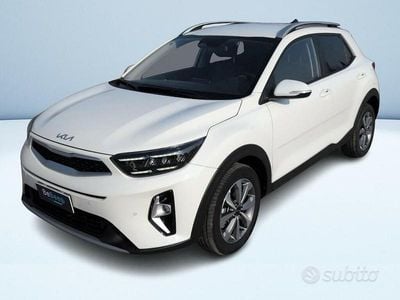 Usata Kia Stonic Style 79 CV (58 kW) 2025 Bianco SUV