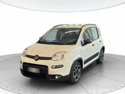 Usata Fiat Panda City Life 70 CV (51 kW) 2021 Bianco Utilitaria