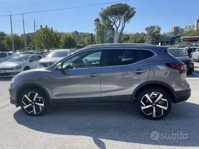 Usata Nissan Qashqai Tekna 160 CV (117 kW) 2019 Grigio SUV