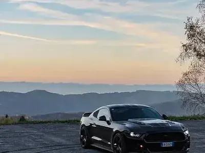 Usata Ford Mustang 290 CV (213 kW) 2018 Nero Coupé