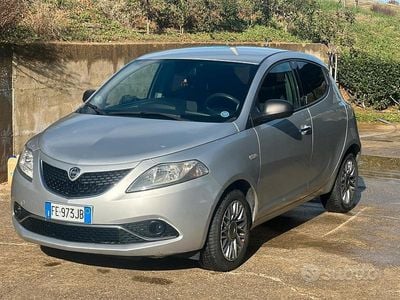 Usata Lancia Ypsilon 2017 Utilitaria