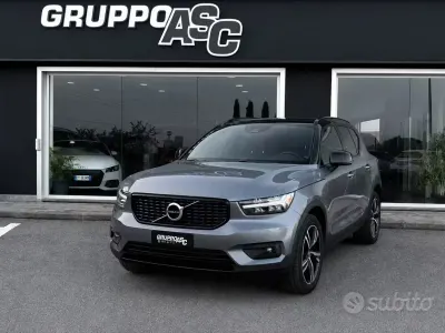 Usata Volvo XC40 R-Design 150 CV (110 kW) 2018 Grigio SUV