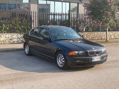 usata BMW 323 323 i c/clima auto