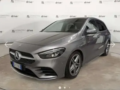 Usata Mercedes B180 Premium 116 CV (85 kW) 2022 Utilitaria