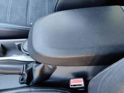 Usata Ford Focus 100 CV (73 kW) 2011 Nero Berlina