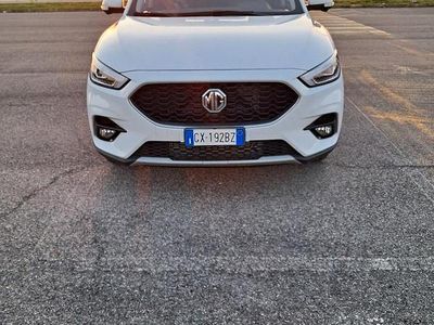 Usata MG ZS Luxury 111 CV (81 kW) 2024 Bianco SUV