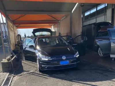 Usata VW Golf VII 110 CV (80 kW) 2017 Nero Berlina