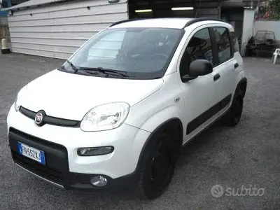 Usata Fiat Panda 4x4 S 95 CV (69 kW) 2018 Bianco Utilitaria