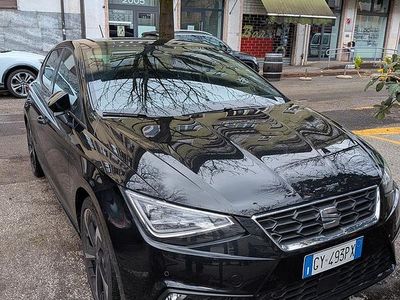 Usata Seat Ibiza FR 116 CV (85 kW) 2025 Nero Utilitaria