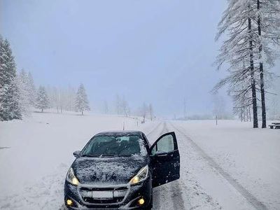 Usata Peugeot 208 Active 102 CV (75 kW) 2018 Grigio Utilitaria