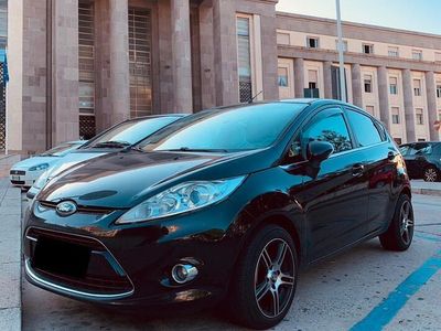 usata Ford Fiesta 1.4 gpl-benzina 5p titanium