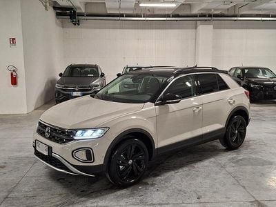 Nuova VW T-Roc Sport 149 CV (109 kW) 2025 Beige SUV
