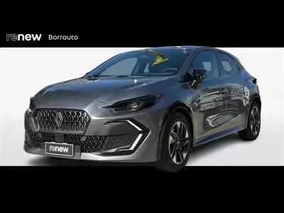 Usata Renault Clio Techno 160 CV (117 kW) 2025 Grigio scuro Utilitaria