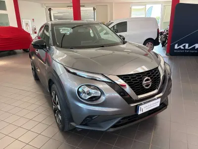 Usata Nissan Juke Acenta 114 CV (83 kW) 2021 Grigio SUV