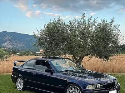 Usata BMW 320 150 CV (110 kW) 1995 Blu Coupé