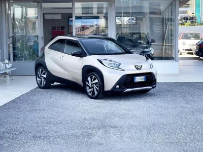 Second-hand Toyota Aygo X 72 CP (52 kW) 2022 Maro SUV