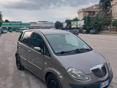 Grigio Usata 2007 Lancia Musa Monovolume | 999 € (Buon prezzo)