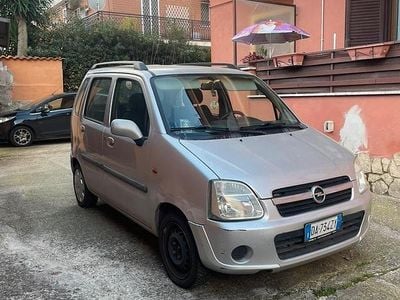 Usata Opel Agila Club 80 CV (58 kW) 2006 Grigio Monovolume