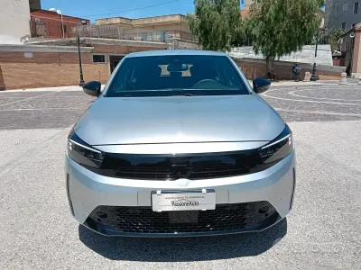Usata Opel Corsa 101 CV (74 kW) 2025 Grigio Utilitaria