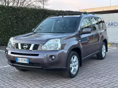 Używany Nissan X-Trail 150 KM (110 kW) 2007 Szary SUV