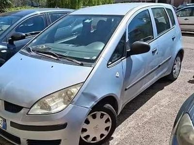 Occasion Mitsubishi Colt 75 ch (55 kW) 2006 Gris Berline