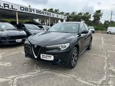 Usata Alfa Romeo Stelvio Super 210 CV (154 kW) 2018 Nero SUV