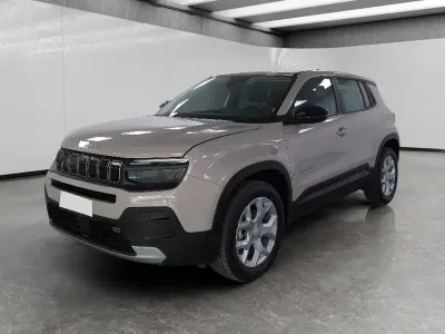 Usata Jeep Avenger Altitude 100 CV (73 kW) 2024 Beige SUV