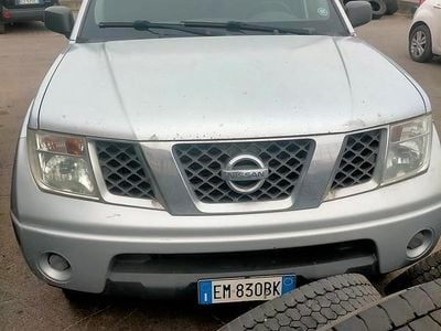Usata 2005 Nissan Navara Pick-up | 12.500 € (Buon prezzo)