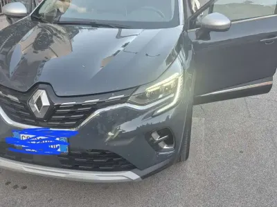 Usata Renault Captur Techno 101 CV (74 kW) 2023 SUV