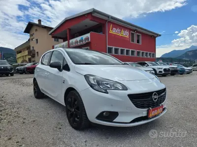 Usata Opel Corsa 90 CV (66 kW) 2019 Bianco Utilitaria