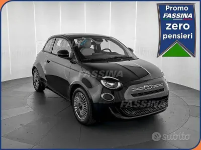 Nuova Fiat 500 Icon 65 CV (47 kW) 2026 Nero Berlina