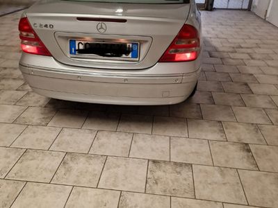 Mercedes C240